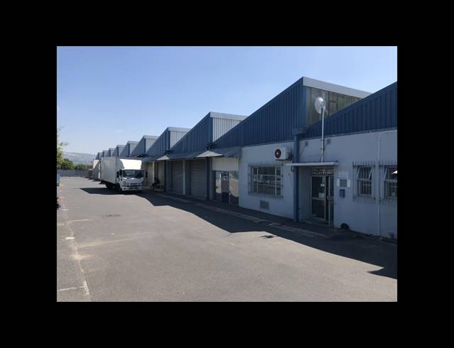 2,577M² WAREHOUSE TO LET IN PAROW INDUSTRIAL